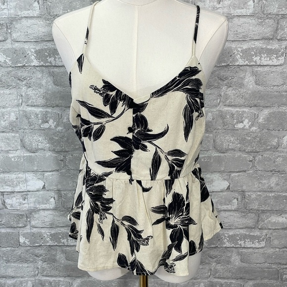 Monteau Linen Floral Tank Top - Picture 1 of 8